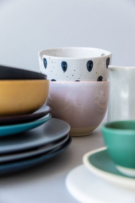 tableware dishes kitchen