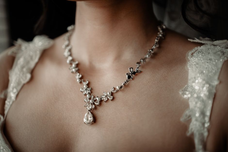 necklace jewelry